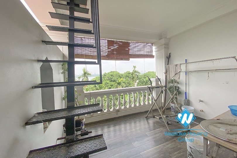Garden house 4 bedrooms river view for rent in Ngoc Thuy, Long Bien district